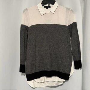 Ann Taylor Gray and Black Colorblock top‎